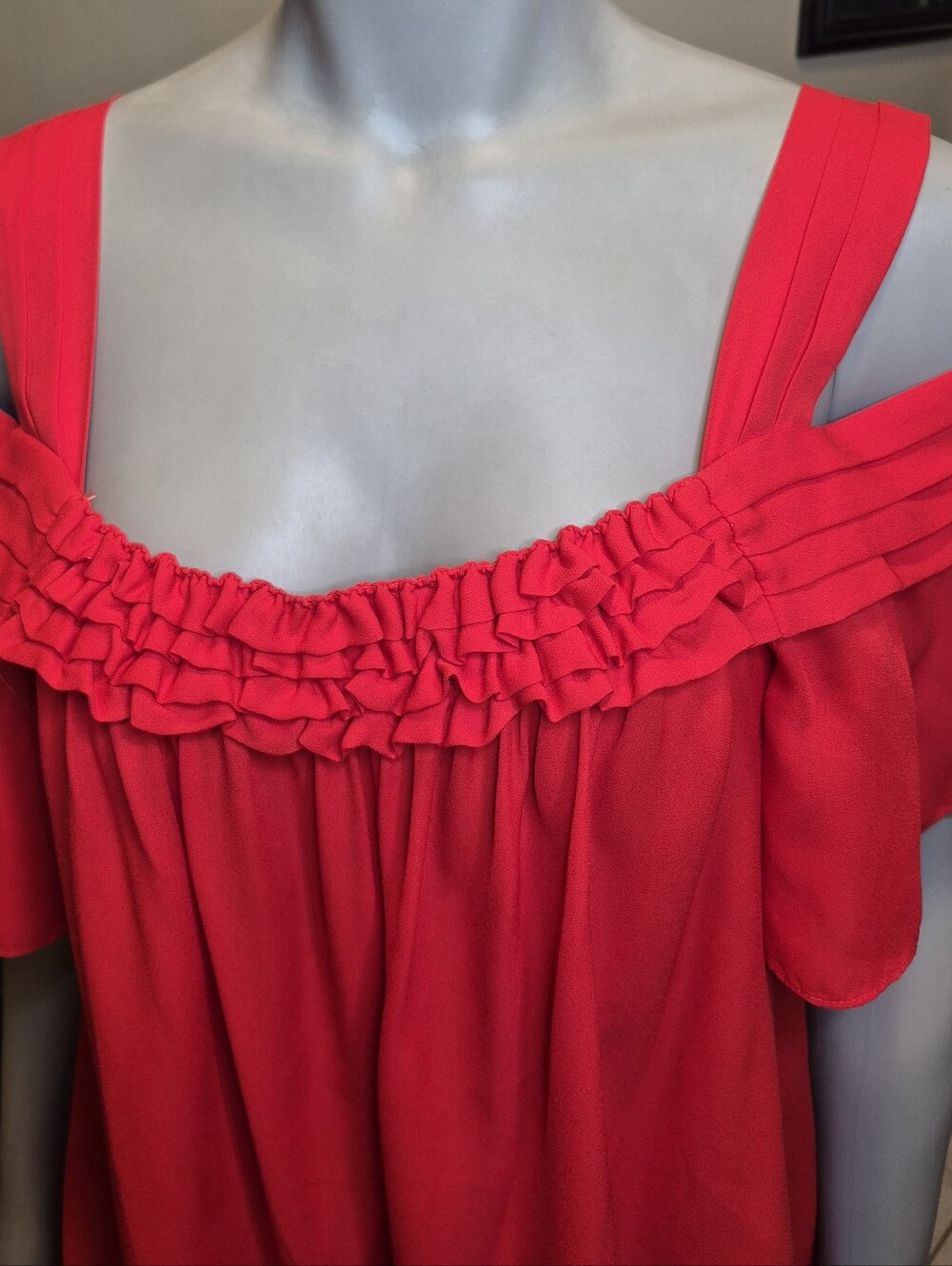 Sophie Max Bright Red Ruffled Cold-Shoulder Top - Picture 8 of 14